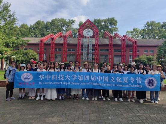 13712a8e76eaafdeef450653cc603fe